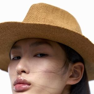 Zara limited edition woven hat light beige